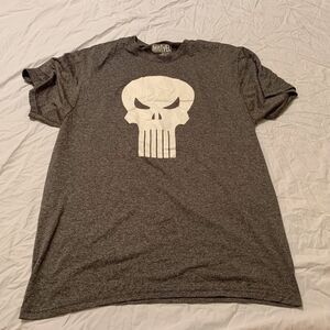 mens L‎ Marvel polyester t-shirt grey punisher